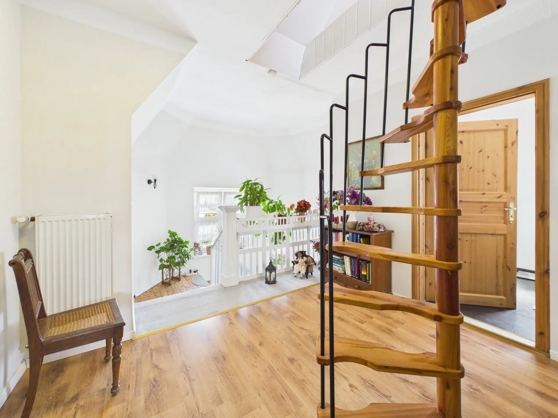 Dachgeschoss: Flur mit Treppe