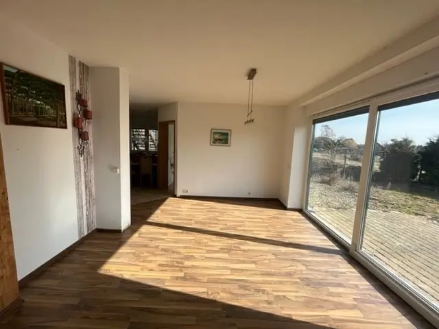 sonniger Essbereich