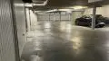 Tiefgarage mit großem eigenen Parkplatz