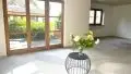 Wohnzimmer mit Ausgang Terrasse