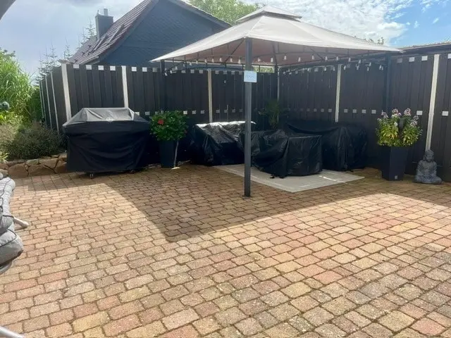 Outdoor Lounge