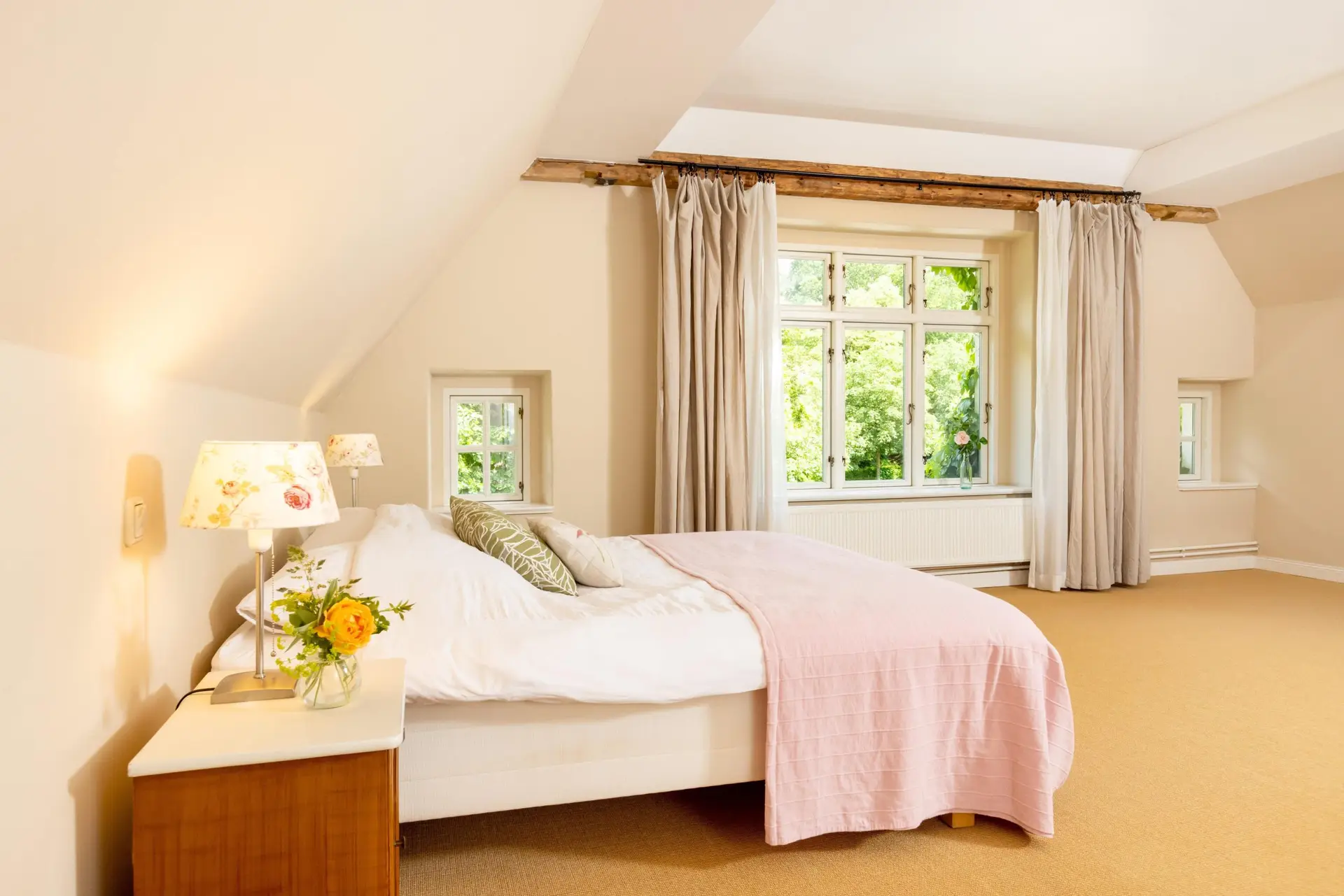 DG Schlafzimmer b